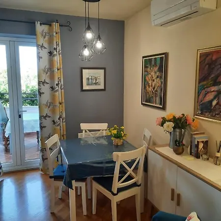 Apartment Premium Sunny