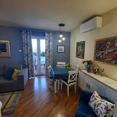 Premium Sunny Apartment