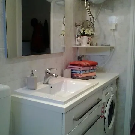 Premium Sunny Apartment